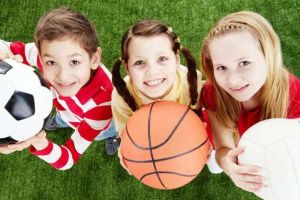 Copiii din România nu mai preferă joaca în aer liber