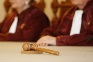CCR refuză coaliţia PSD-ALDE: Legea Dragnea-Tăriceanu pentru declasificarea protocoalelor şi pensia specială a Avocatului Poporului, neconstituţionale