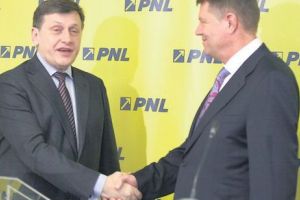 Lovitură în PLEX pentru Ludovic Orban. Crin Antonescu TREBUIE să fie pe LISTA pentru Parlamentul European. Și mai multe FEMEI