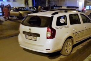 Caz şocant la Constanţa. Copil de 3 ani găsit, în casă, lângă mama decedată