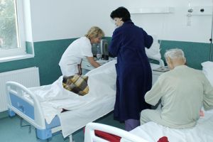 Epidemia de gripă restricţionează accesul vizitatorilor în spitale
