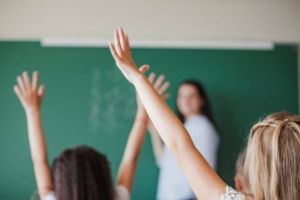 Epidemia de gripă nu închide şcolile din Braşov