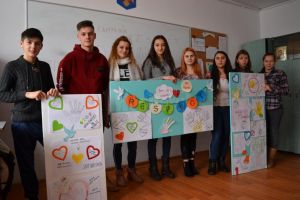 ”Adolescenţă fără violenţă!”, proiect educaţional la Centrul Școlar de Educaţie ...