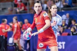 Cristina Neagu, din nou desemnată CEA MAI BUNĂ HANDBALISTĂ A LUMII! Pintea, cel mai bun PIVOT 