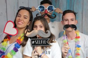 Photobomb – cabina foto de care petrecerea ta are nevoie