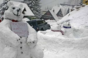 Festivalul oamenilor de zăpadă începe, luni, la Straja