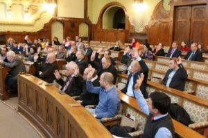 Excedent de 101 milioane de lei la Consiliul Judeţean Mureş