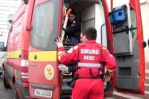 ACUM – Pe str. Depozitelor, cu maşina direct în copac