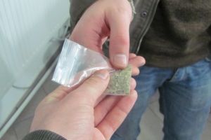 Pedepse mai mari pentru consumul de etnobotanice – proiect PNL în curs de iniţiere