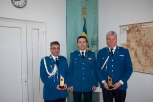 Cariere militare încheiate cu onoare