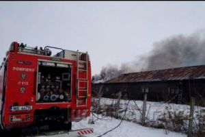 CAZ ȘOCANT! Un POMPIER ROMÂN a îngrozit toată ţara. DETALII INCENDIARE