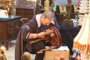 GALERIE FOTO: Târgul de Artă şi Antichităţi şi-a deschis porţile