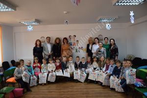 Agenda parlamentară – Claudia Gilia (PSD): ”Anul Cărţii” a debutat la Biblioteca Raciu cu proiectul “Ora să ȘTIM”