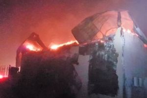 INCENDIU DEVASTATOR la Constanţa. MOTEL DISTRUS, în întregime, de FLĂCĂRI