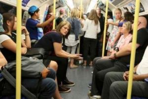 Sodoma şi Gomora la Londra. Star porno homosexual condamnat pentru scene de sex în metroul din Londra 