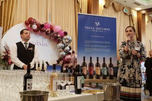 Vinurile de Teaca, degustate la Hotel Metropolis