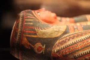 Descoperire istorică în Egipt: un mormânt cu 50 de mumii, găsit de arheologi