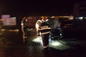 FOTO Maşină cuprinsă de flăcări în Cartierul Arhitecţilor