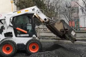Noi locuri de parcare in curs de amenajare in municipiul Constanta pe strada Cutezatori (video)