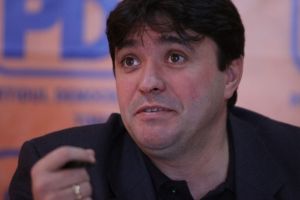 Deputatul PSD Adrian Pau pleacă la Pro România: Speranţa mea şi a românilor s-a năruit