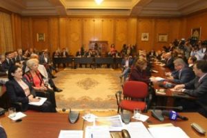 MIZA SUPREMĂ de la CEx N-A FOST BUGETUL. Iohannis are UN DUŞMAN ÎN MINUS. L-a ajutat sau nu Dragnea?