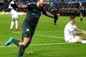 FOTBAL EUROPEAN. Se ÎNCINGE lupta pentru titlu în Premier League. Manchester City A CÂȘTIGAT DERBY-ul cu Arsenal, Aguero a reuşit un HATTRICK