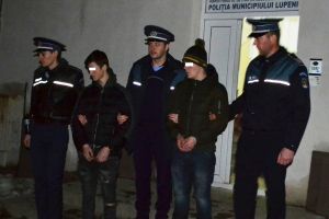 Bărbat, bătut şi jefuit în propria locuinţă. Bachus a fost „complice”