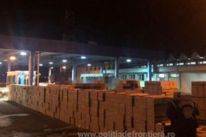 Nu se mai face contrabandă cu sacoşa, ci cu TIR-ul. Captură URIAȘĂ la vama HALMEU
