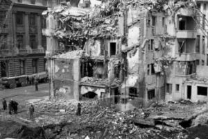 Dezastrul din 1977. România, în faţa unei nenorociri iminente. Lăcomia şi birocraţia ne pot ucide oricând. Breaking news naţional