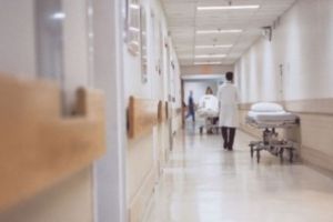 Un bărbat de 63 de ani din Prahova a murit din cauza gripei. Numărul deceselor a ajuns la 70