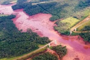 S-A RUPT BARAJUL. 121 de morţi, primul bilanţ. News alert internaţional