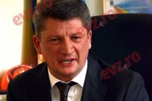 Fostul şef al Poliţiei Rutiere, Lucian Diniţă, A FOST ACHITAT DEFINITIV de acuzaţiile de luare de mită. Breaking news în Justiţie