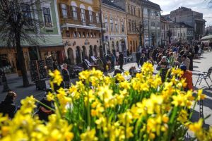 Se primesc cereri pentru comercializarea de produse specifice de Sfântul Valentin, 1 şi 8 Martie la Sibiu