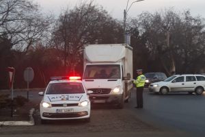 Razie de amploare a politistilor IPJ Constanta. Sute de amenzi au fost aplicate. Mai multi soferi au ramas fara permis (galerie foto)