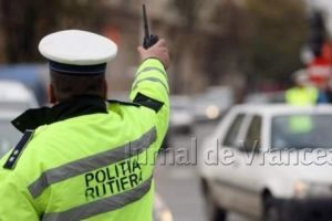Ce a păţit un brăilean care s-a plimbat cu maşina prin Vrancea