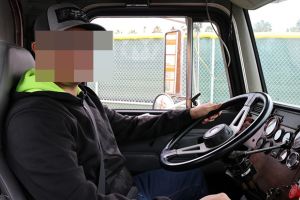Captură record! Peste 800 kg de droguri ascunse printre fructe