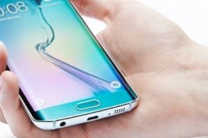 Copil de 11 ani, lăsat fără telefon de un tânăr care l-a întrebat cât este ceasul