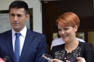 FOTO-VIDEO. VIATA GREA PENTRU POLITICIENII NOSTRI! Conac de lux cu foiţă de aur, cinematograf şi cristale Swarowski, pentru Olguţa Vasilescu şi Manda