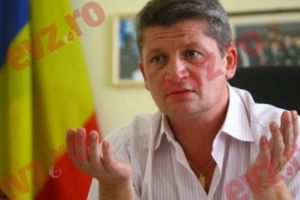 Fost şef al Poliţiei Rutiere, achitat pe toate „fronturile” Lucian Diniţă: „Plec din ţară. Unde oi vedea cu ochii!”