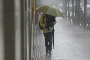 Vremea se răceşte – Meteorologii anunţă că vin ploile