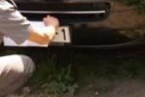 Cercetati pentru conducerea pe drumurile publice a unui autovehicul neinmatriculat