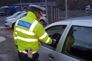 Șofer băut bine depistat în trafic pe Valea Oltului
