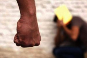 Bărbat din Satu Mare, condamnat la închisoare pentru că şi-a bătut copilul
