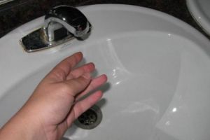 Miercuri, 6 februarie: Se întrerupe furnizarea apei potabile în Unirea, Războieni şi Dumbrava-Mănăstire, pentru igienizarea unui bazin şi lucrări de mentenanţă