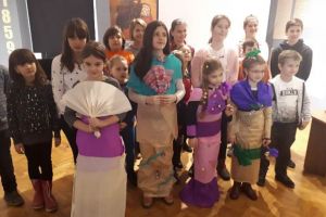 FOTO – ,,Vestimentaţia secolului al XIX-lea’’, la ,,Casa Mureşenilor’’
