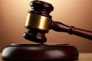Decizie controversată în Justiţie - După ani de procese, un sat întreg rămâne RETROCEDAT unei familii