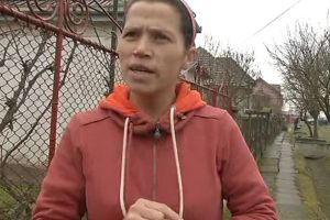 Autorităţile au intervenit! Statul ar putea lua copilul mamei ce a scris că-l ”donează”