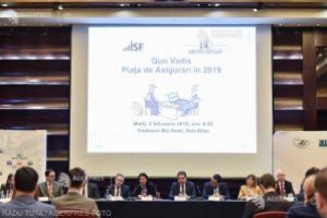 Mandreş (MFP): Soarta asigurărilor în România e dependentă de un imens efort de educaţie, deoarece românii nu gândesc pe termen lung
