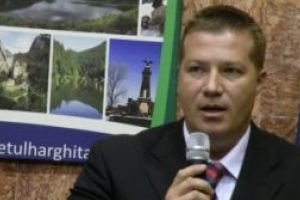 Prefectul dispune intensificarea măsurilor de prevenire a pestei porcine, după apariţia virusului în Covasna