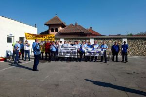 SNLP Târgu-Jiu susţine protestul angajaţilor din penitenciare